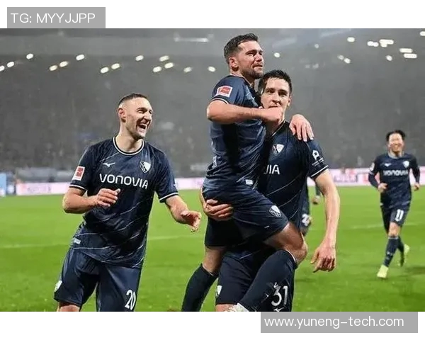 帕德博恩斯客场轻取波鸿,送对手4连败继续领跑德乙联赛 帕德博恩斯客场轻取波鸿,送对手4连败继续领跑德乙联赛